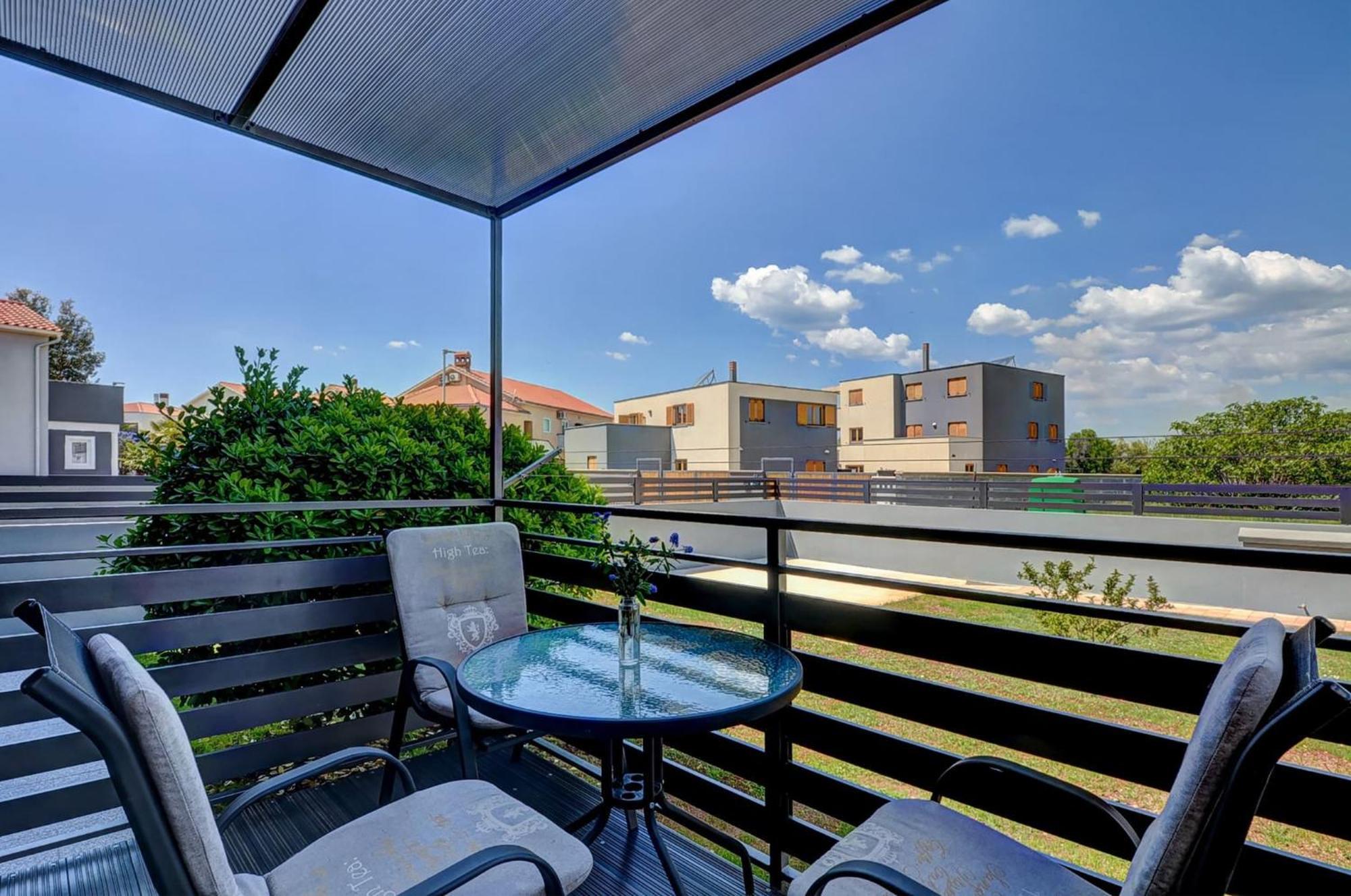 פאז'אנה Lovely Apartments In Valbandon מראה חיצוני תמונה