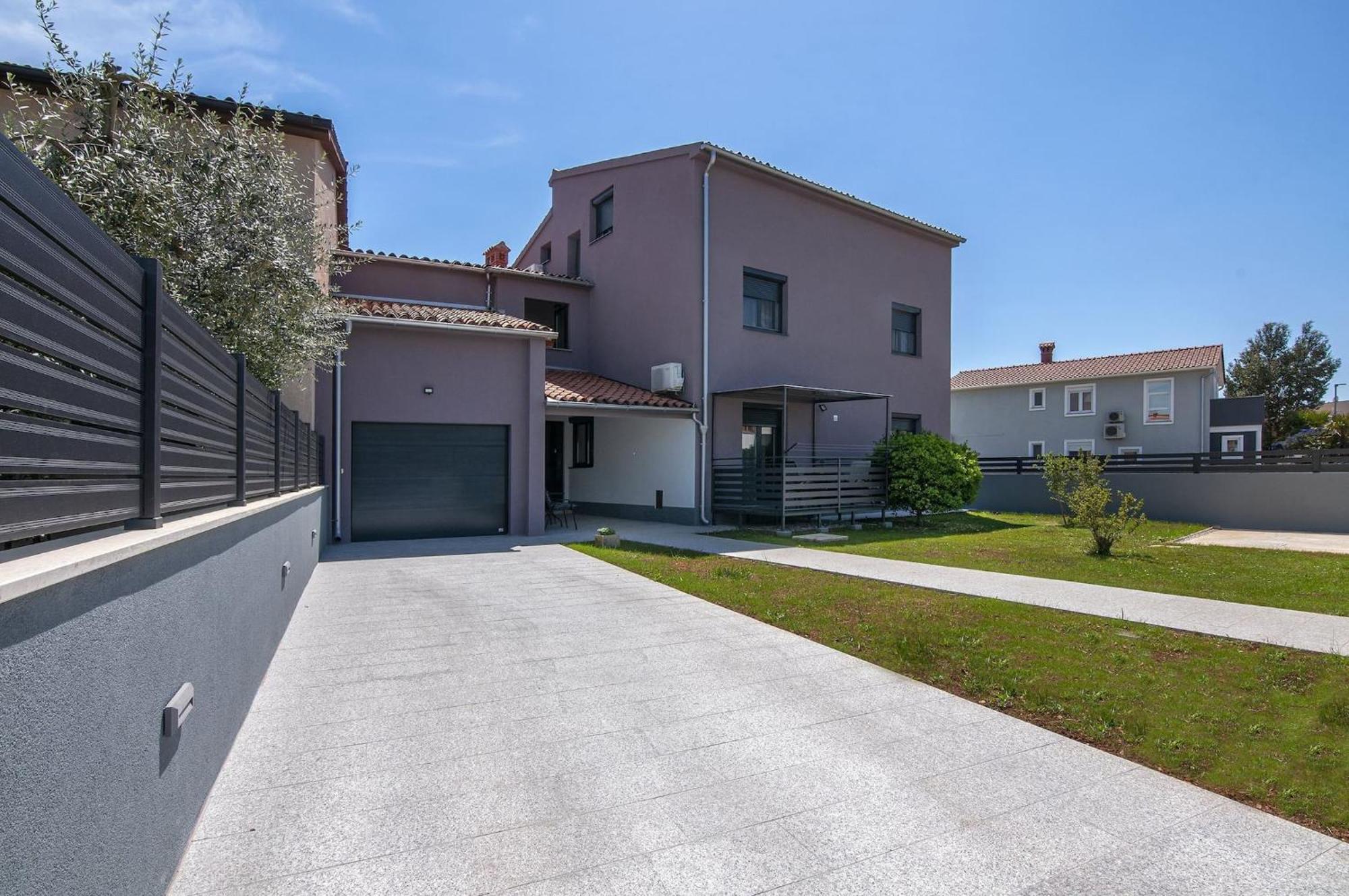 פאז'אנה Lovely Apartments In Valbandon מראה חיצוני תמונה