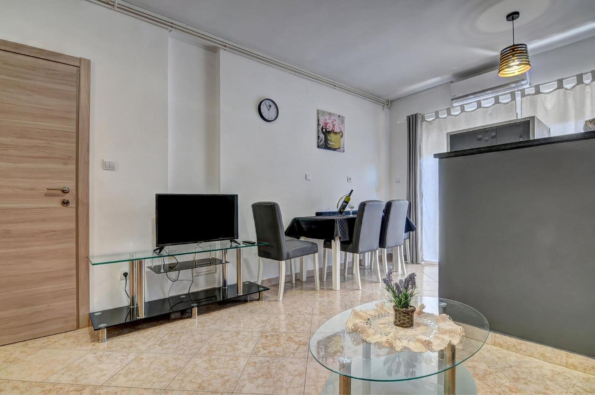 פאז'אנה Lovely Apartments In Valbandon מראה חיצוני תמונה